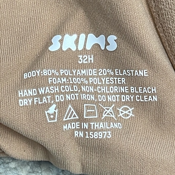 NWT Skims Fits Everybody Push Up Demi Bra Clay Beige 32H - Picture 6 of 7